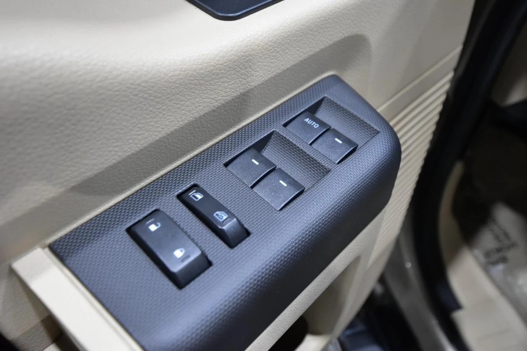 2008 Ford Super Duty 2nd Gen - Image 16 of 31
