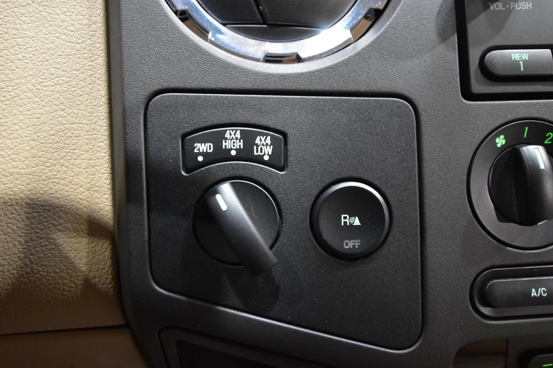 2008 Ford Super Duty 2nd Gen - Image 25 of 31