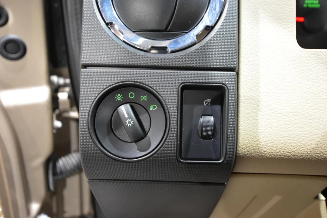2008 Ford Super Duty 2nd Gen - Image 18 of 31