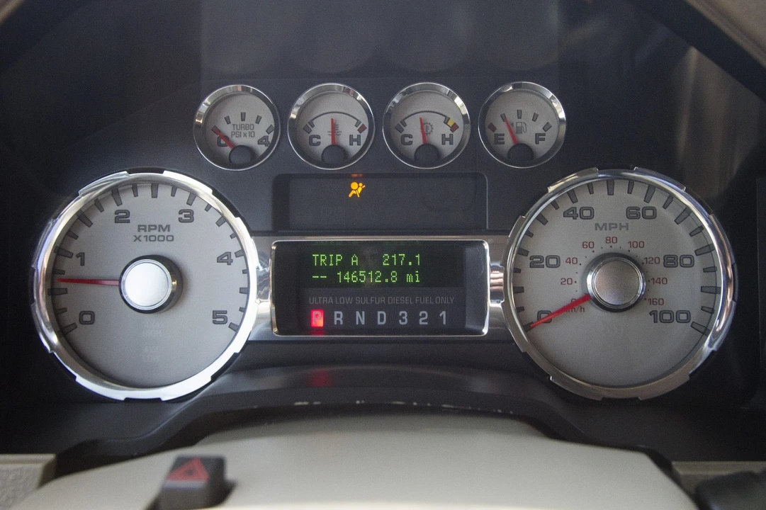 2008 Ford Excursion - Image 13 of 24