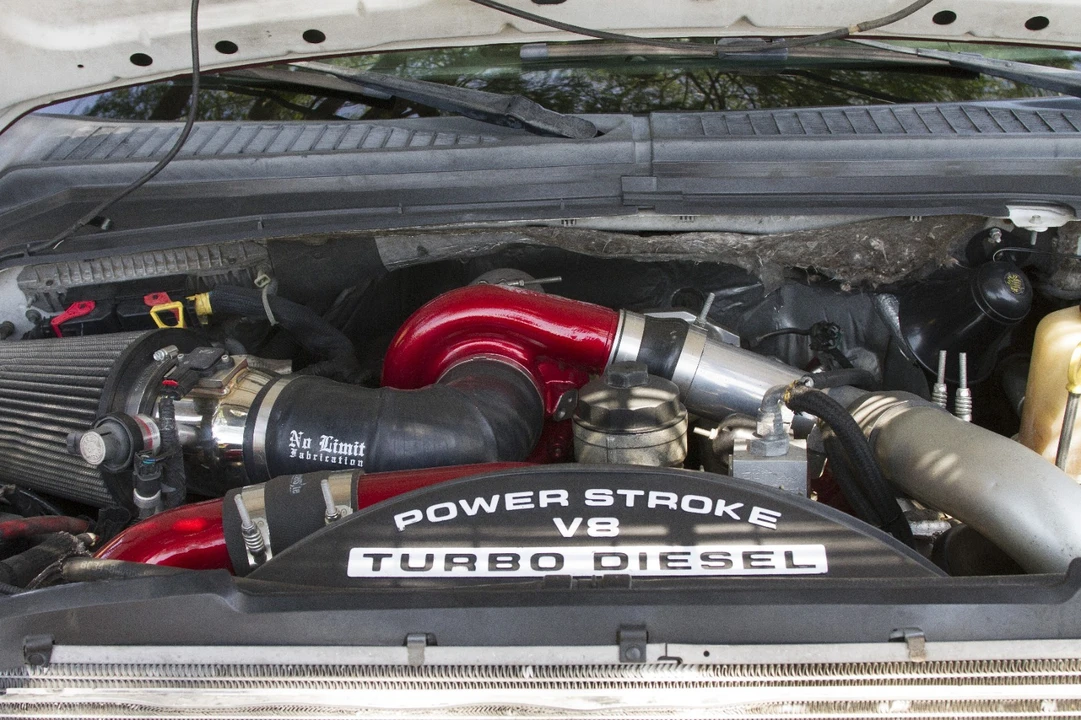 2008 Ford Excursion - Image 14 of 24