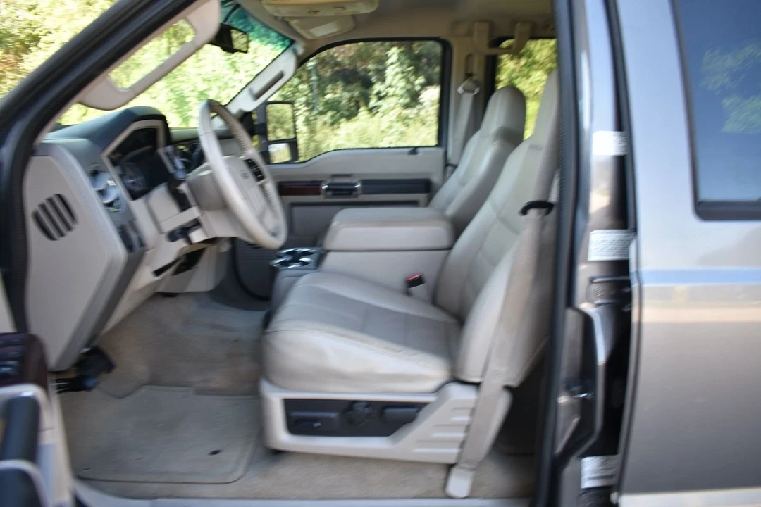 2008 Ford Super Duty 3rd Gen - Image 9 of 12