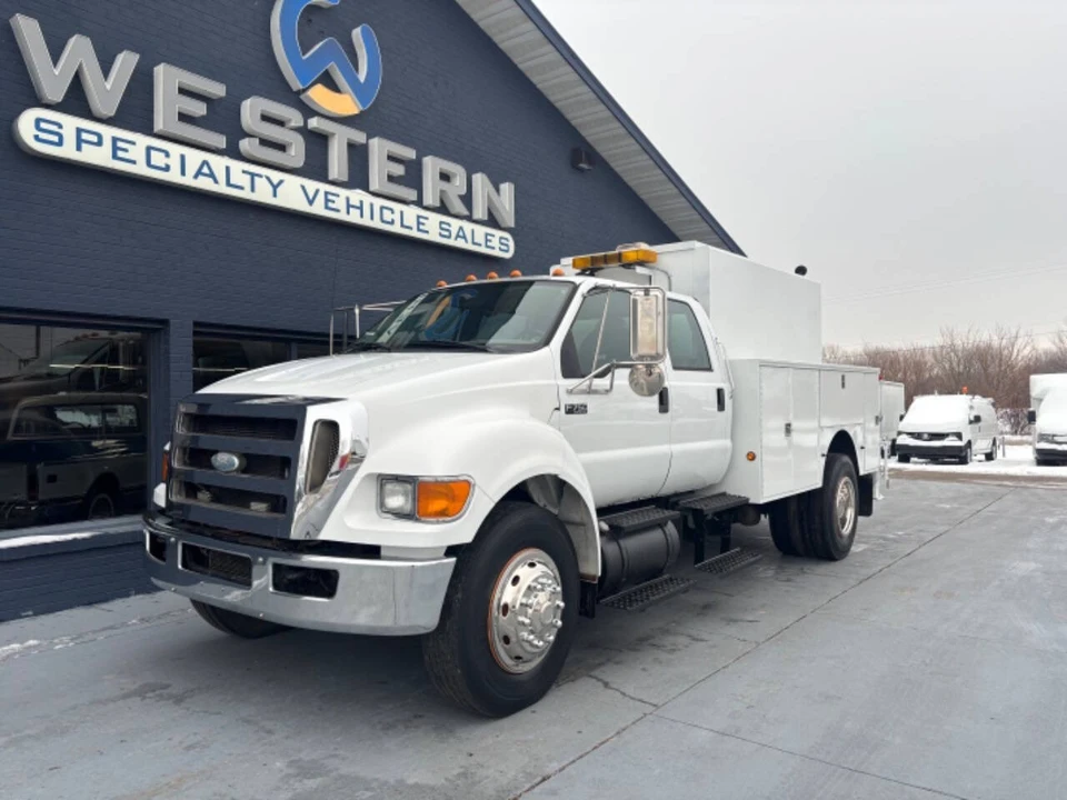 2008 Ford Super Duty 2nd Gen - Image 2 of 12