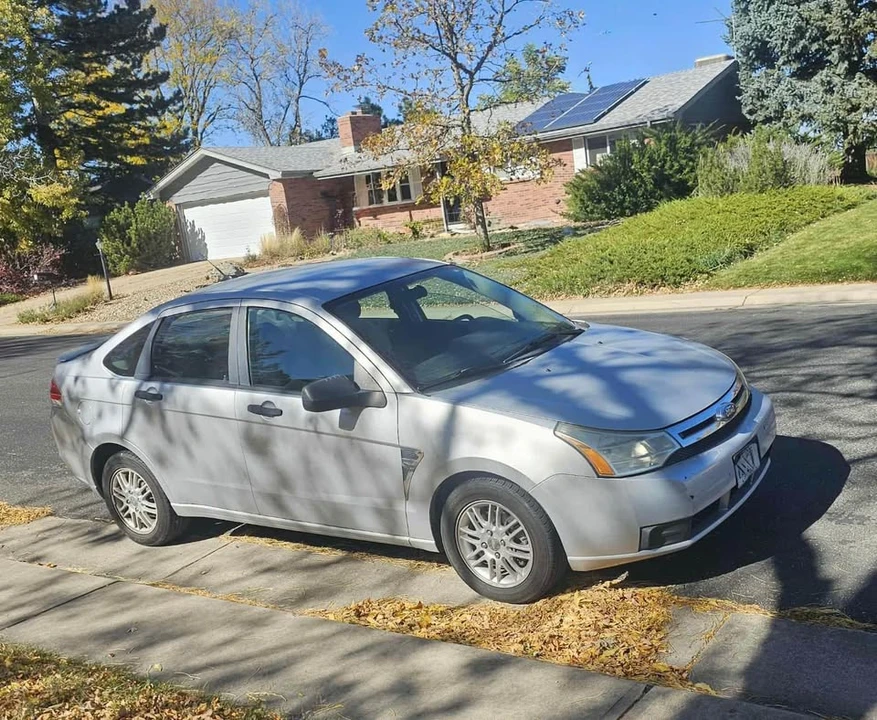 2008 Ford Focus 2nd Gen - Image 2 of 8
