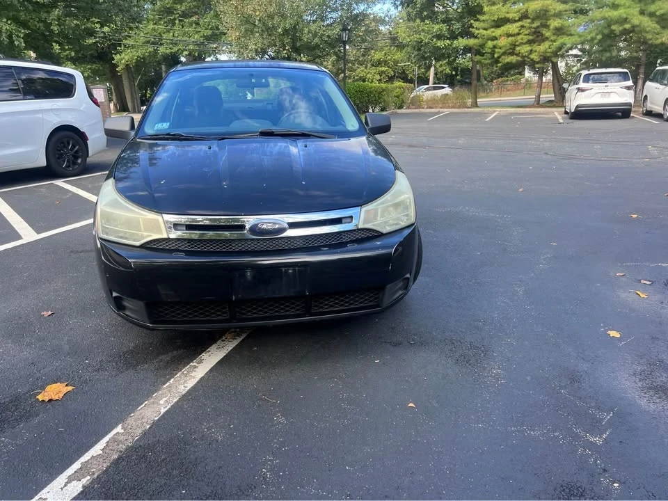 2008 Ford Focus 2nd Gen - Image 2 of 11
