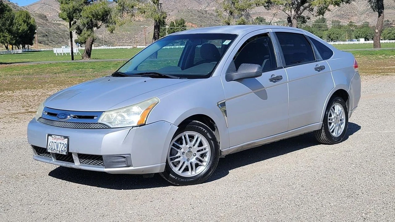 2008 Ford Focus 2nd Gen - Image 2 of 21