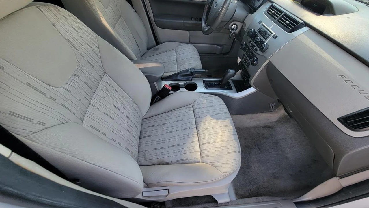 2008 Ford Focus 2nd Gen - Image 15 of 21