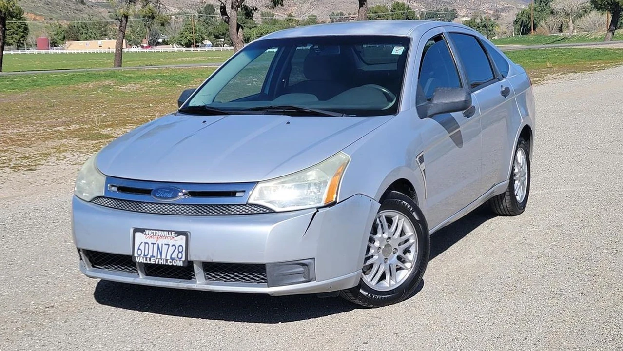 2008 Ford Focus 2nd Gen - Image 5 of 12