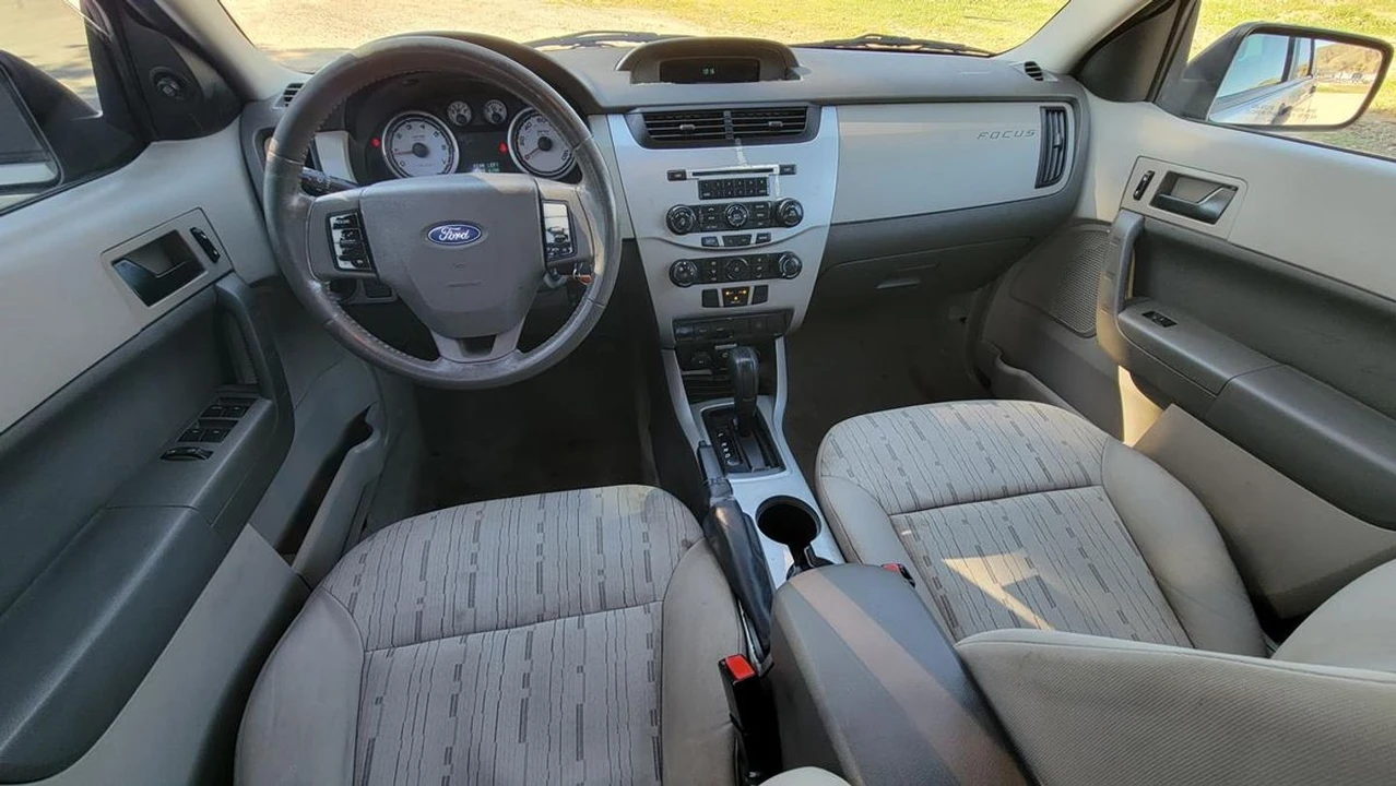 2008 Ford Focus 2nd Gen - Image 8 of 21