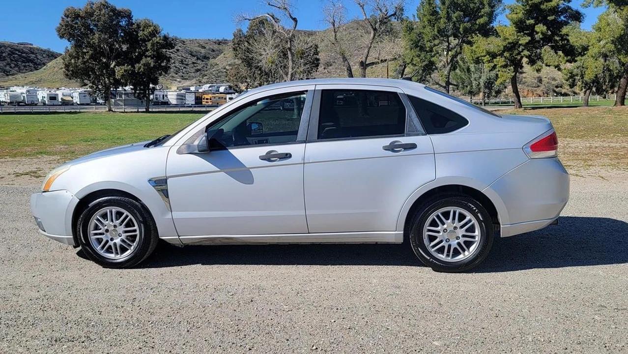 2008 Ford Focus 2nd Gen - Image 12 of 21