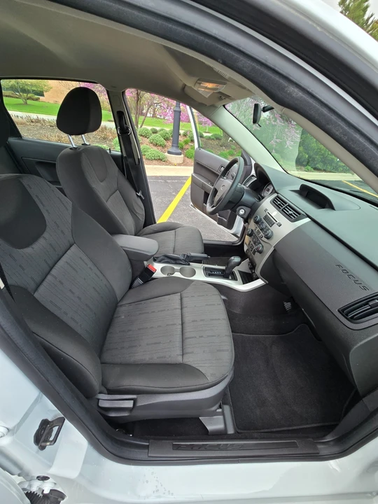2008 Ford Focus 2nd Gen - Image 8 of 11