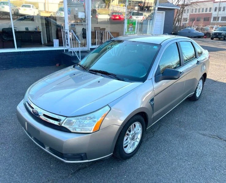 2008 Ford Focus 2nd Gen - Image 2 of 12