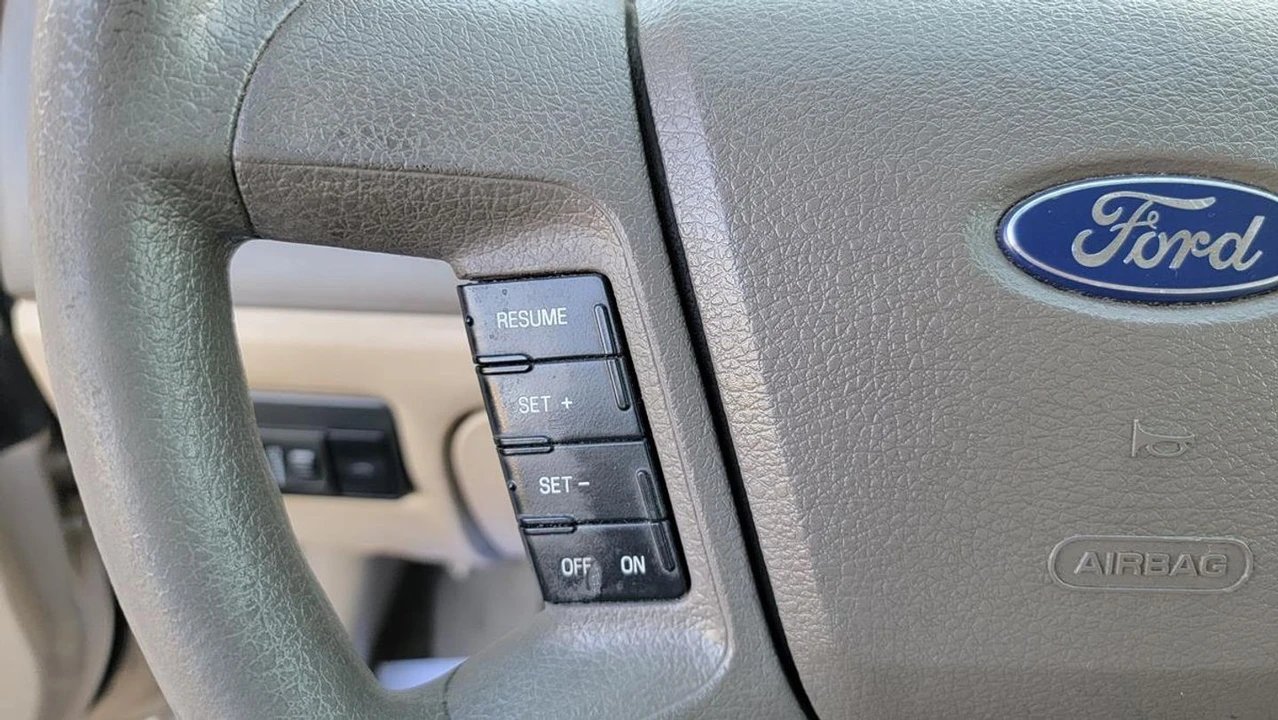 2008 Ford Fusion 1st Gen - Image 23 of 26
