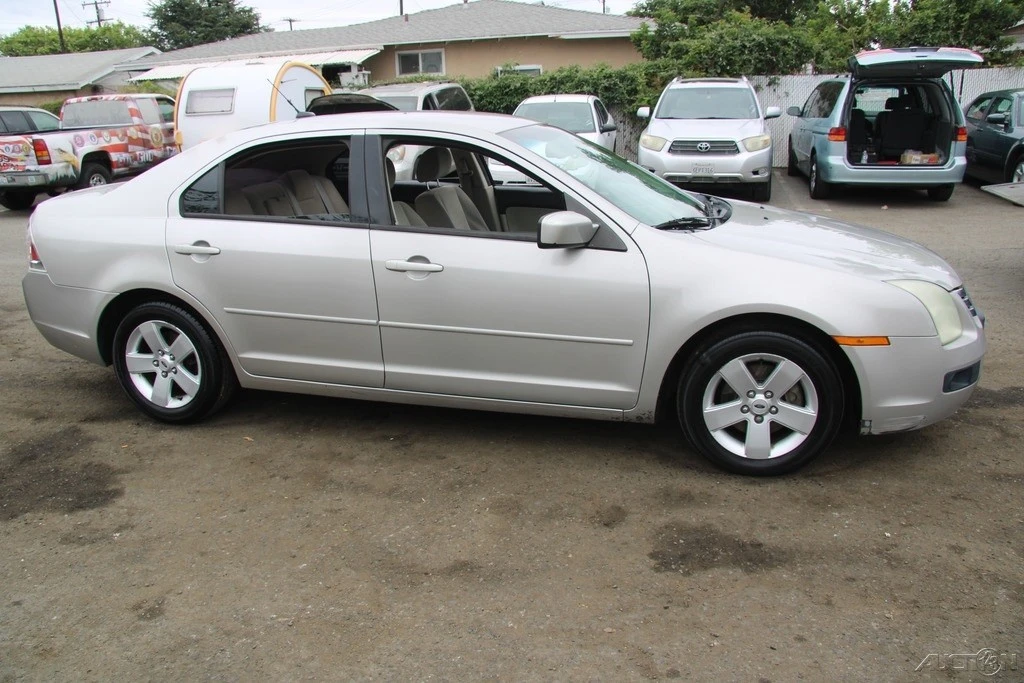 2008 Ford Fusion 1st Gen - Image 9 of 24