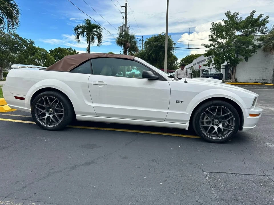 2008 Ford S197 Mustang - Image 2 of 7