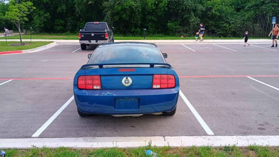 2008 Ford S197 Mustang - Image 6 of 9