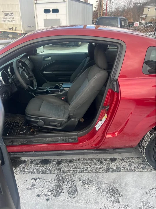 2008 Ford S197 Mustang - Image 7 of 8