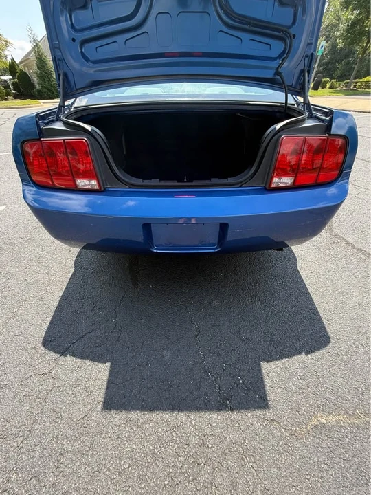 2008 Ford S197 Mustang - Image 7 of 8