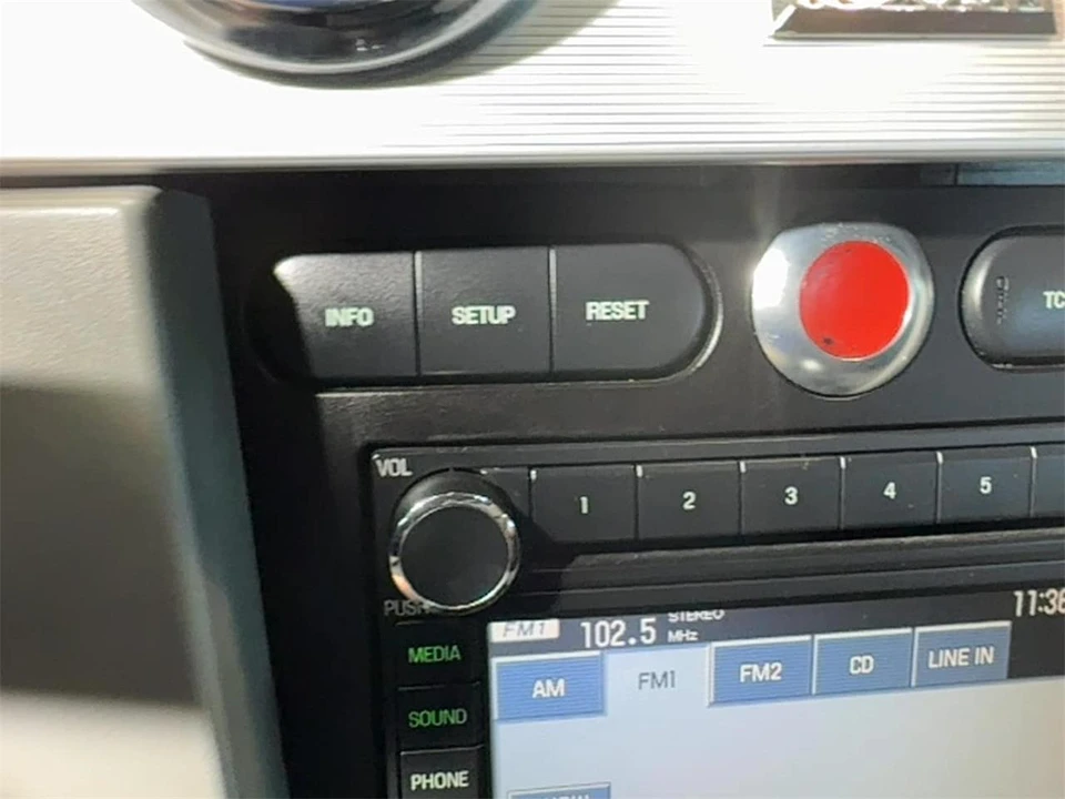 2008 Ford S197 Mustang - Image 21 of 31
