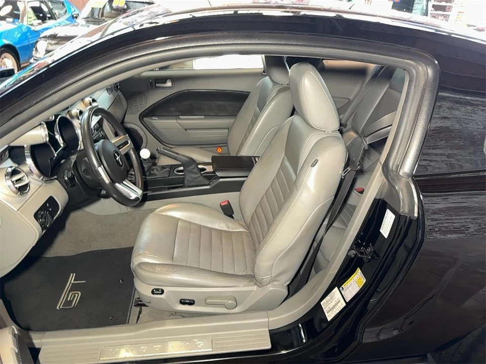 2008 Ford S197 Mustang - Image 13 of 31
