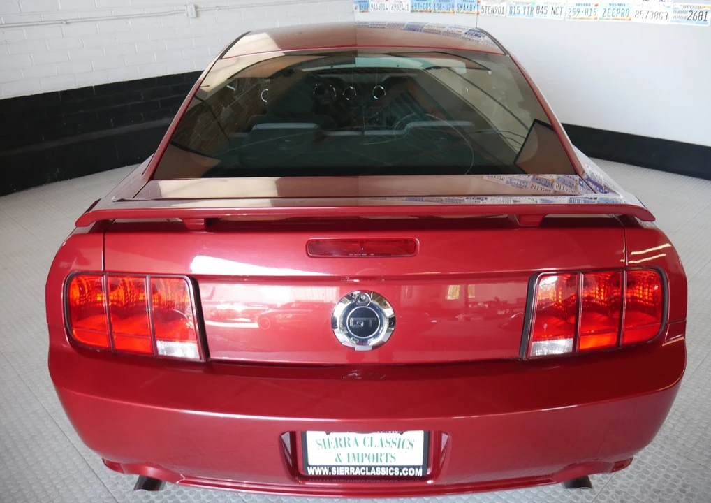 2008 Ford S197 Mustang - Image 11 of 12