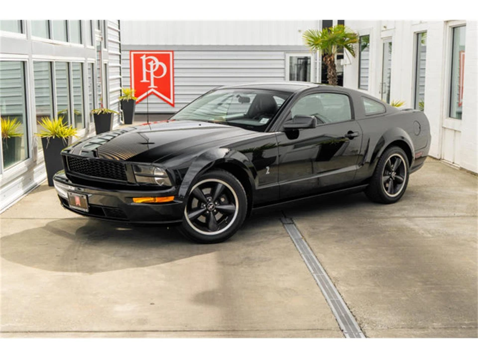 2008 Ford S197 Mustang - Image 2 of 12