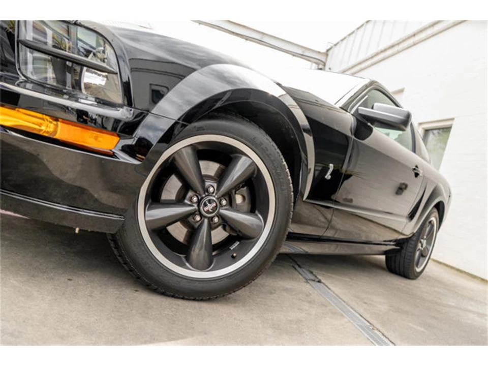 2008 Ford S197 Mustang - Image 4 of 12