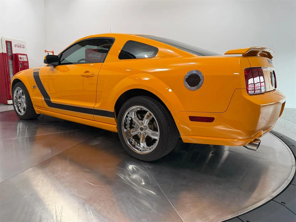2008 Ford S197 Mustang - Image 12 of 31