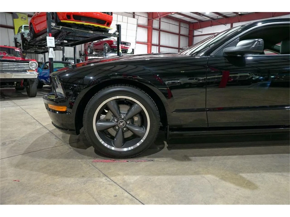 2008 Ford S197 Mustang - Image 3 of 31
