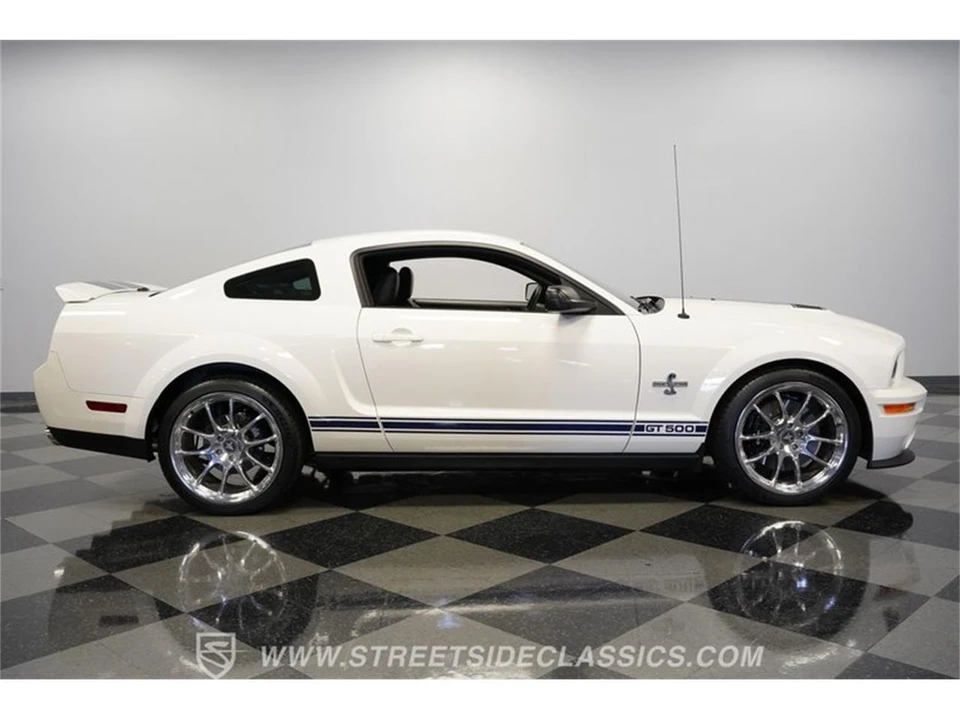 2008 Ford S197 Mustang - Image 13 of 31