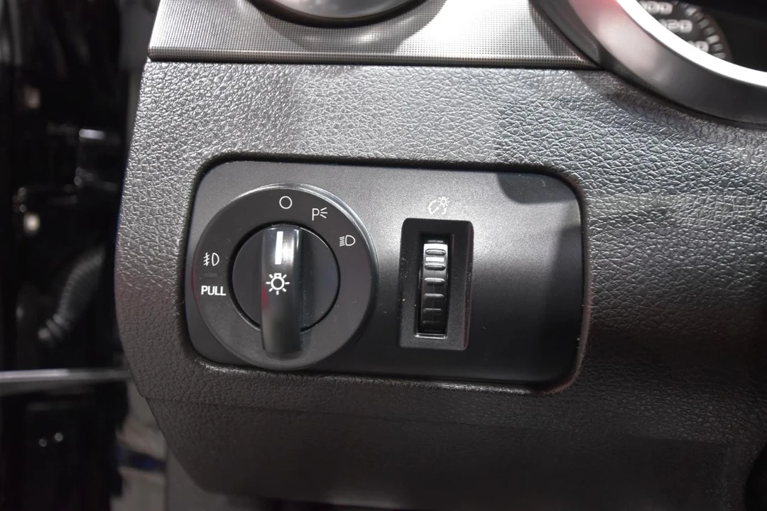 2008 Ford S197 Mustang - Image 23 of 31