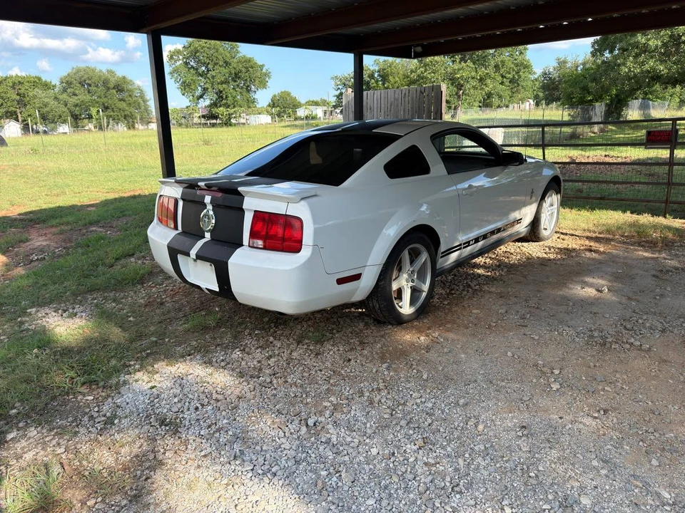 2008 Ford S197 Mustang - Image 8 of 10