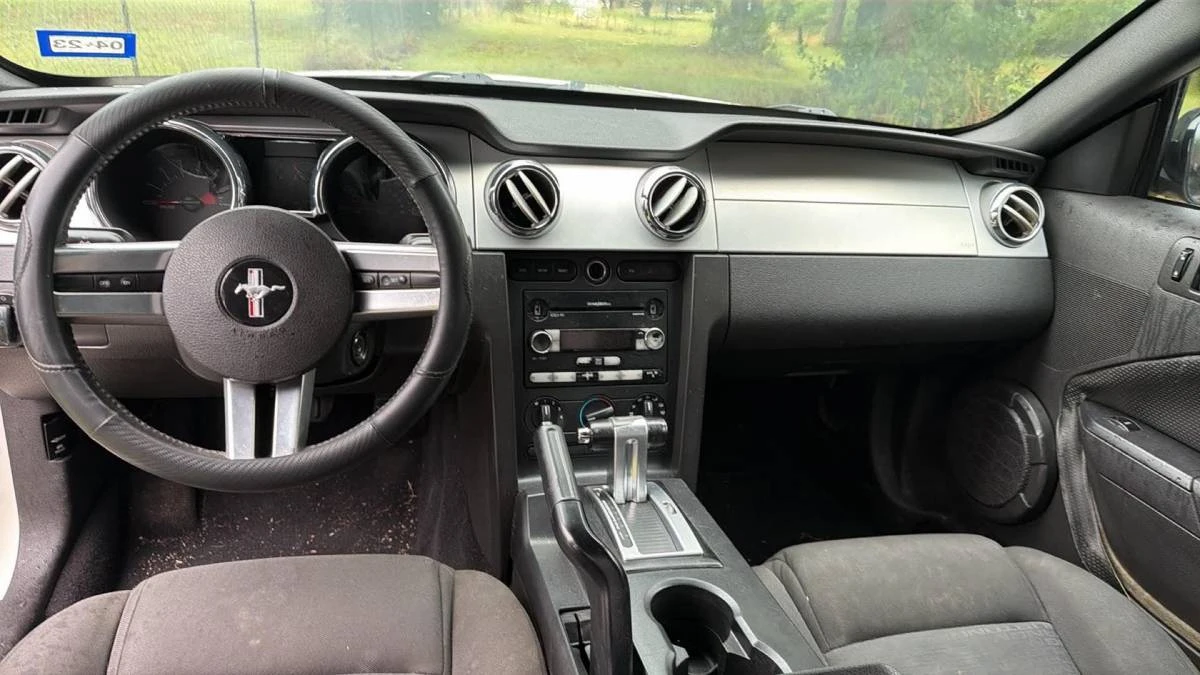 2008 Ford S197 Mustang - Image 4 of 10