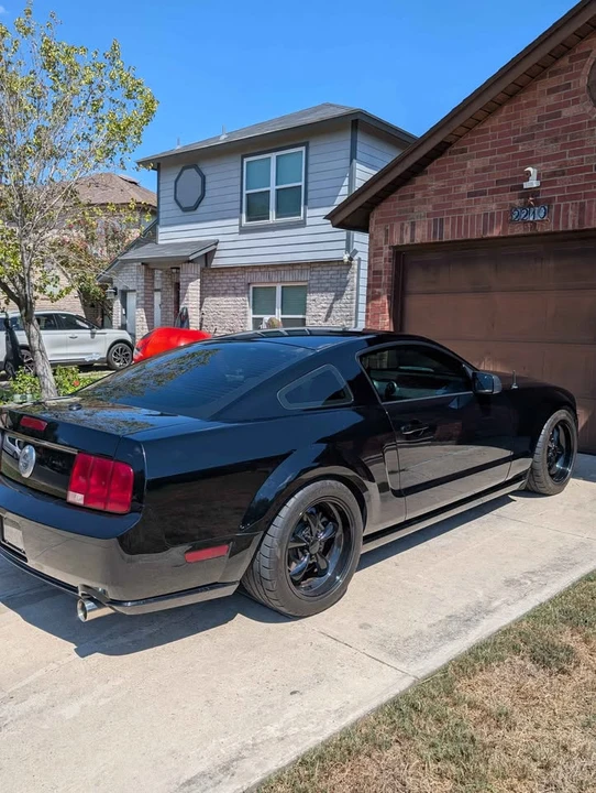 2008 Ford S197 Mustang - Image 2 of 8