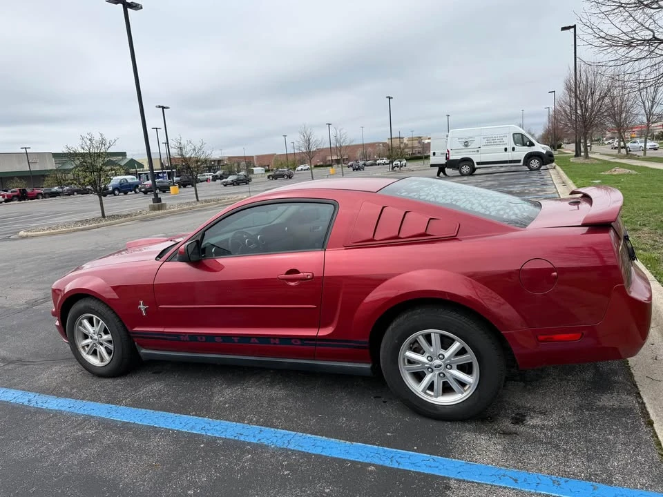 2008 Ford S197 Mustang - Image 5 of 10