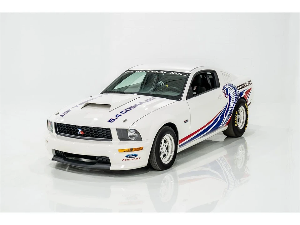 2008 Ford S197 Mustang Bullitt - Image 2 of 31