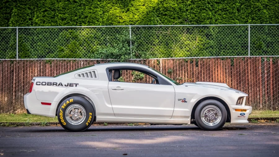 2008 Ford S197 Mustang - Image 2 of 12