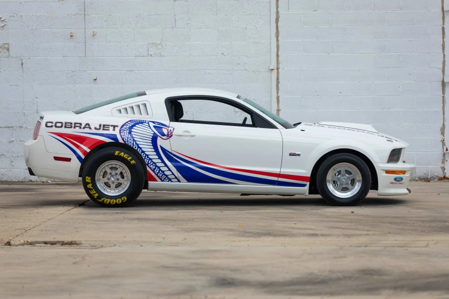 2008 Ford S197 Mustang - Image 13 of 31