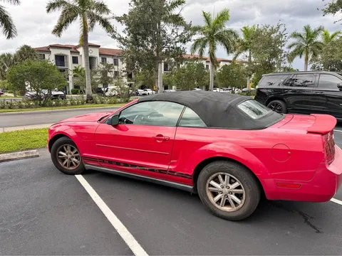 2008 Ford Mustang Convertible 2D
