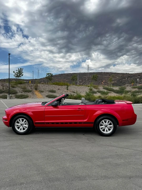 2008 Ford S197 Mustang - Image 2 of 11