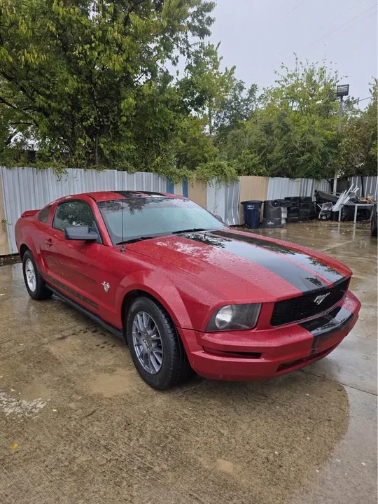2008 Ford S197 Mustang - Image 5 of 11