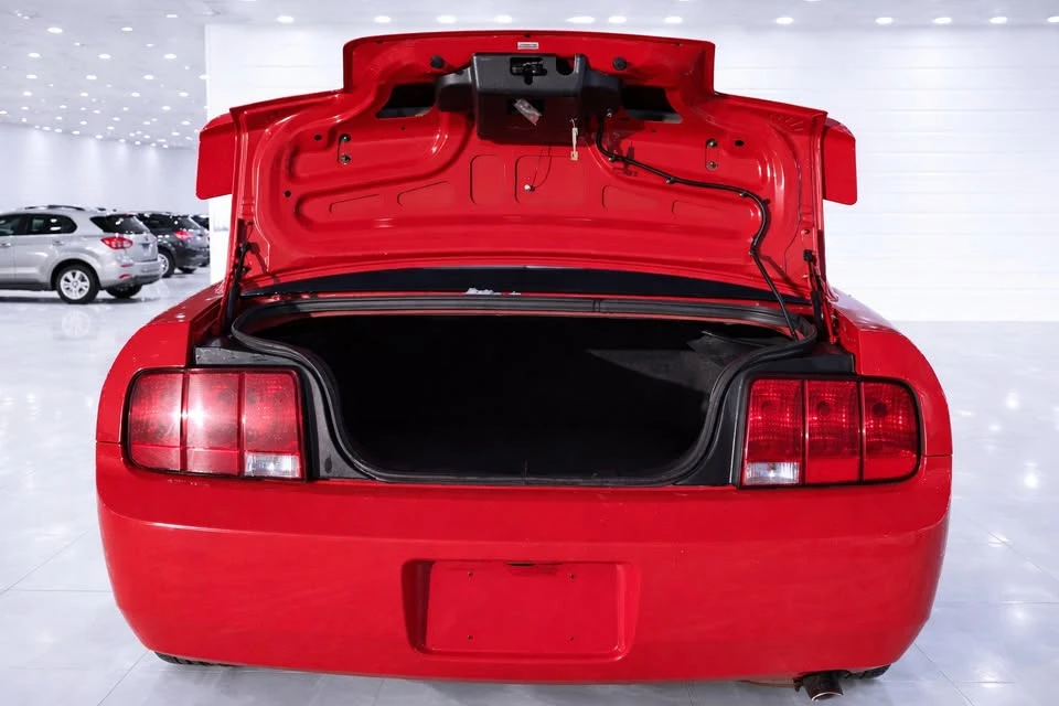 2008 Ford S197 Mustang - Image 16 of 17