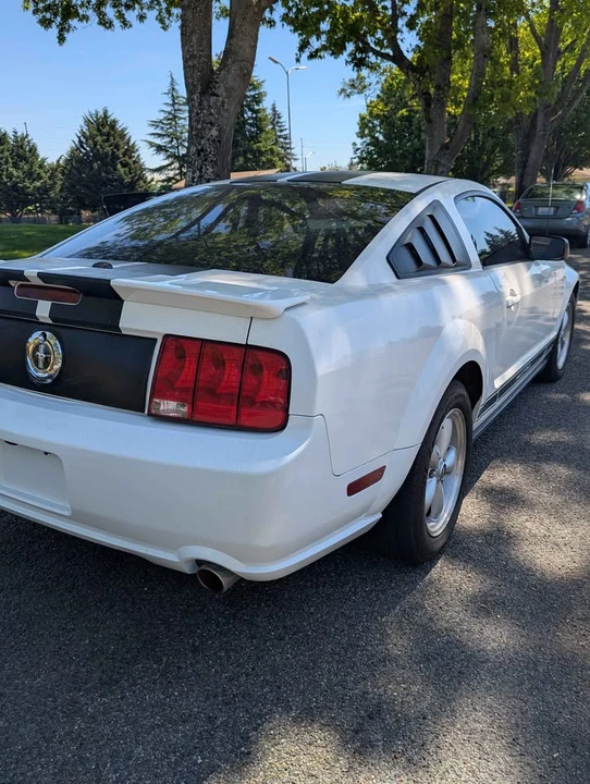 2008 Ford S197 Mustang - Image 6 of 11