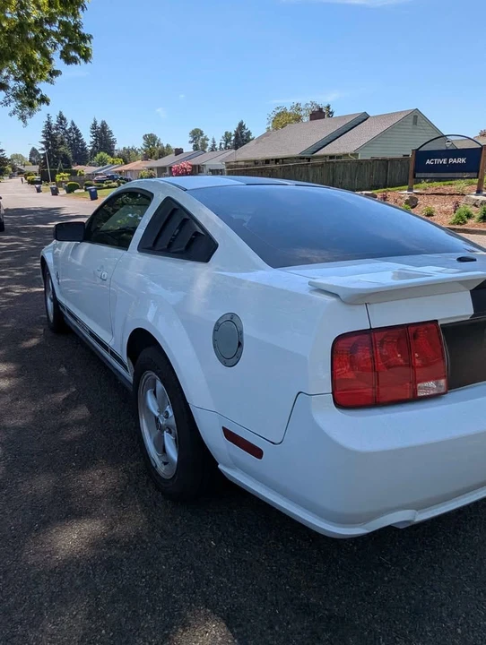2008 Ford S197 Mustang - Image 7 of 11