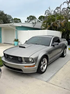 2008 Ford Mustang GT Deluxe Coupe 2D