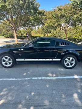 2008 Ford Mustang Deluxe Coupe 2D