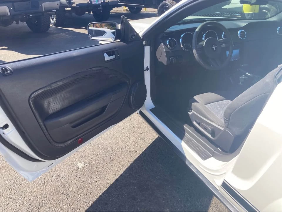 2008 Ford S197 Mustang - Image 9 of 18