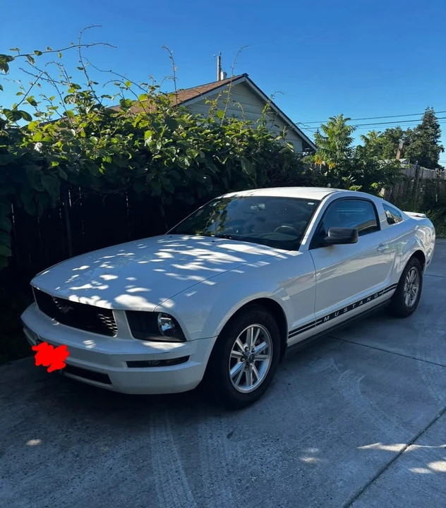 2008 Ford S197 Mustang - Image 2 of 6