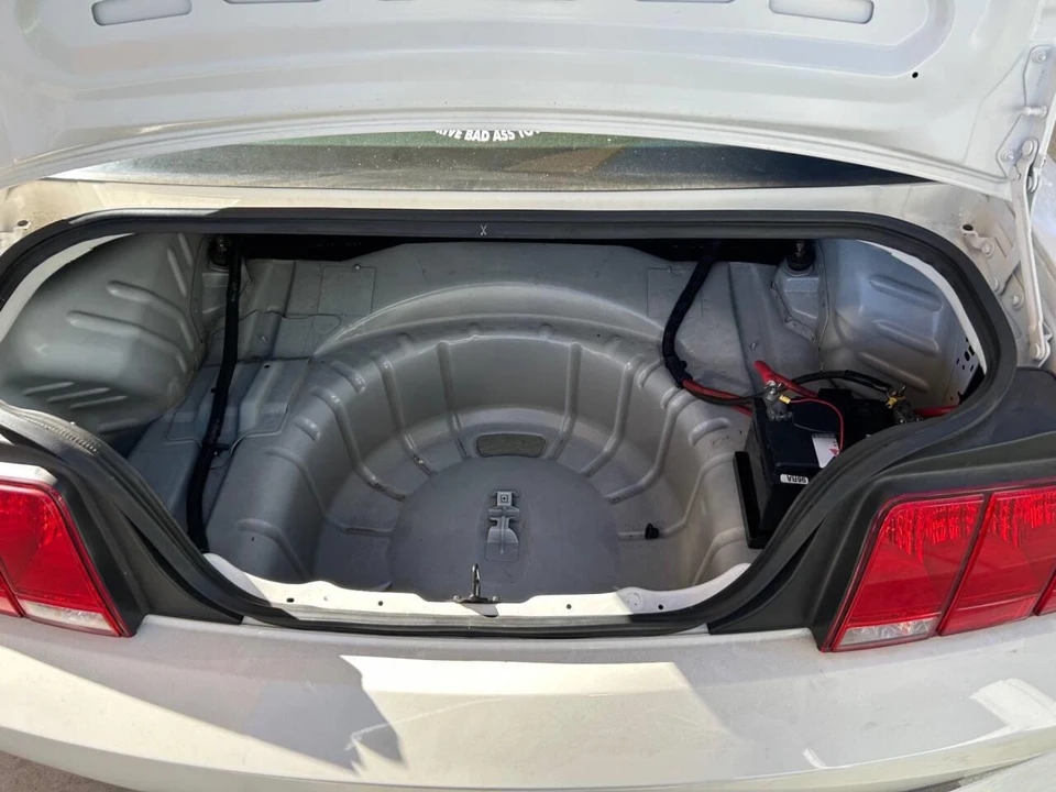 2008 Ford S197 Mustang - Image 8 of 29
