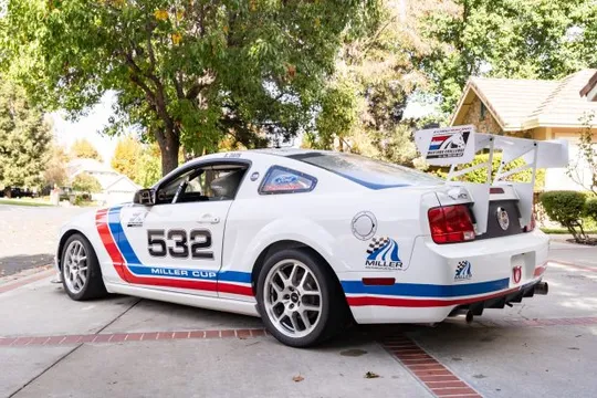 2008 Ford S197 Mustang - Image 2 of 10